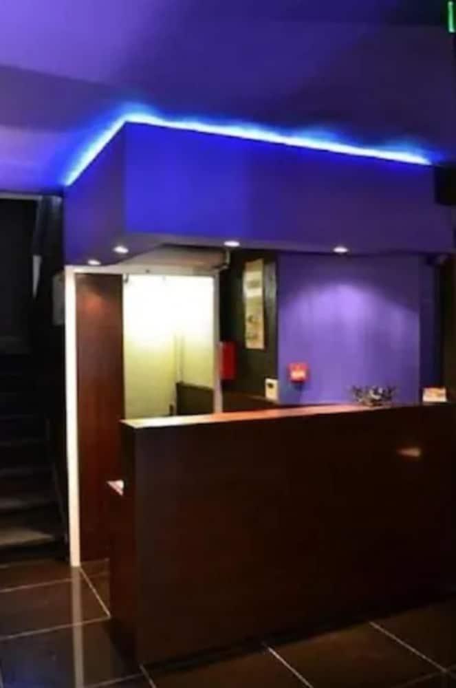 科罗纳酒店 戛纳 内观 照片